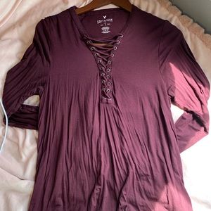 Soft and sexy American Eagle shirt